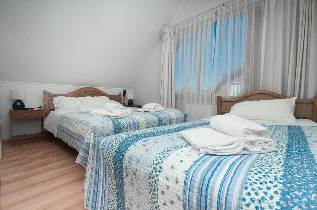 Hostal Y Departamentos Alcala Τεμούκο Δωμάτιο φωτογραφία