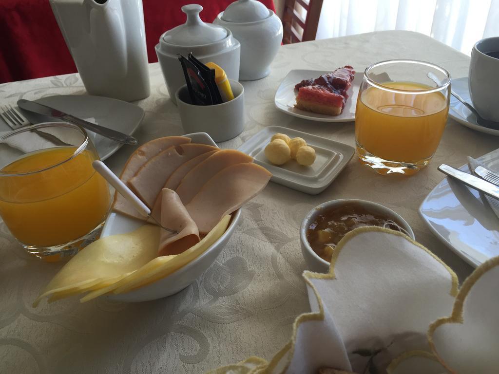Hostal Y Departamentos Alcala Τεμούκο Εξωτερικό φωτογραφία